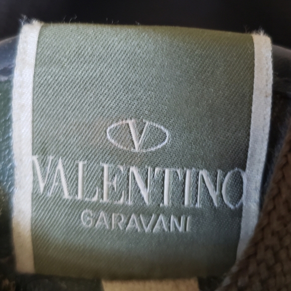 Valentino Garavani Camo Sneakers  size 8.5 men's - Picture 5 of 6